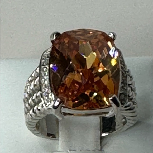 Jewelry - DESIGNER TWO TONE AMBER TOPAZ WITH SIMULATED STONES EACH SIDE